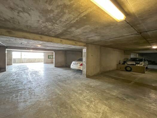 Parking à louer 70 € 12 m² Bordeaux 33300