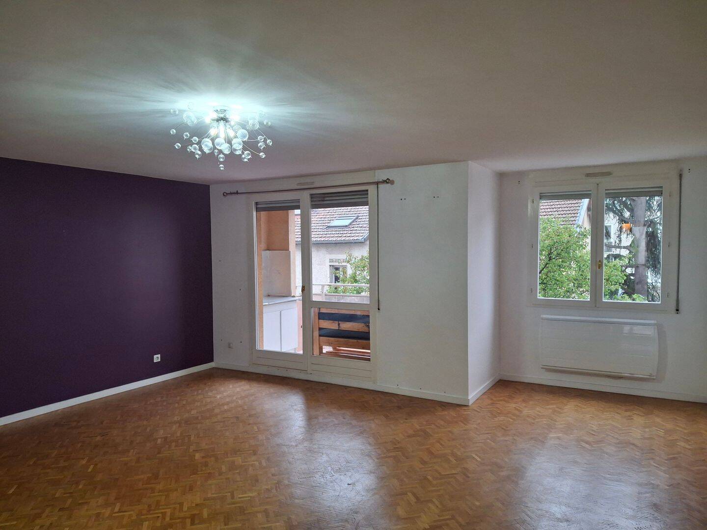 Appartement 4 pièces 100 m² · à Lyon 8ème Arrondissement · 100 m² · 1 350 €/mois