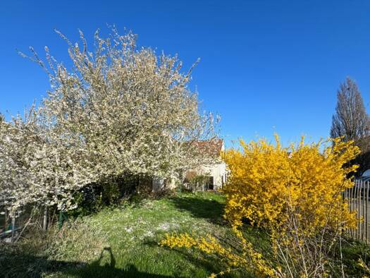 Maison à vendre 395 000 € 5 pièces 3 chambres 105 m² 324 m² de terrain Aqueduc Sud Plaisir 78370