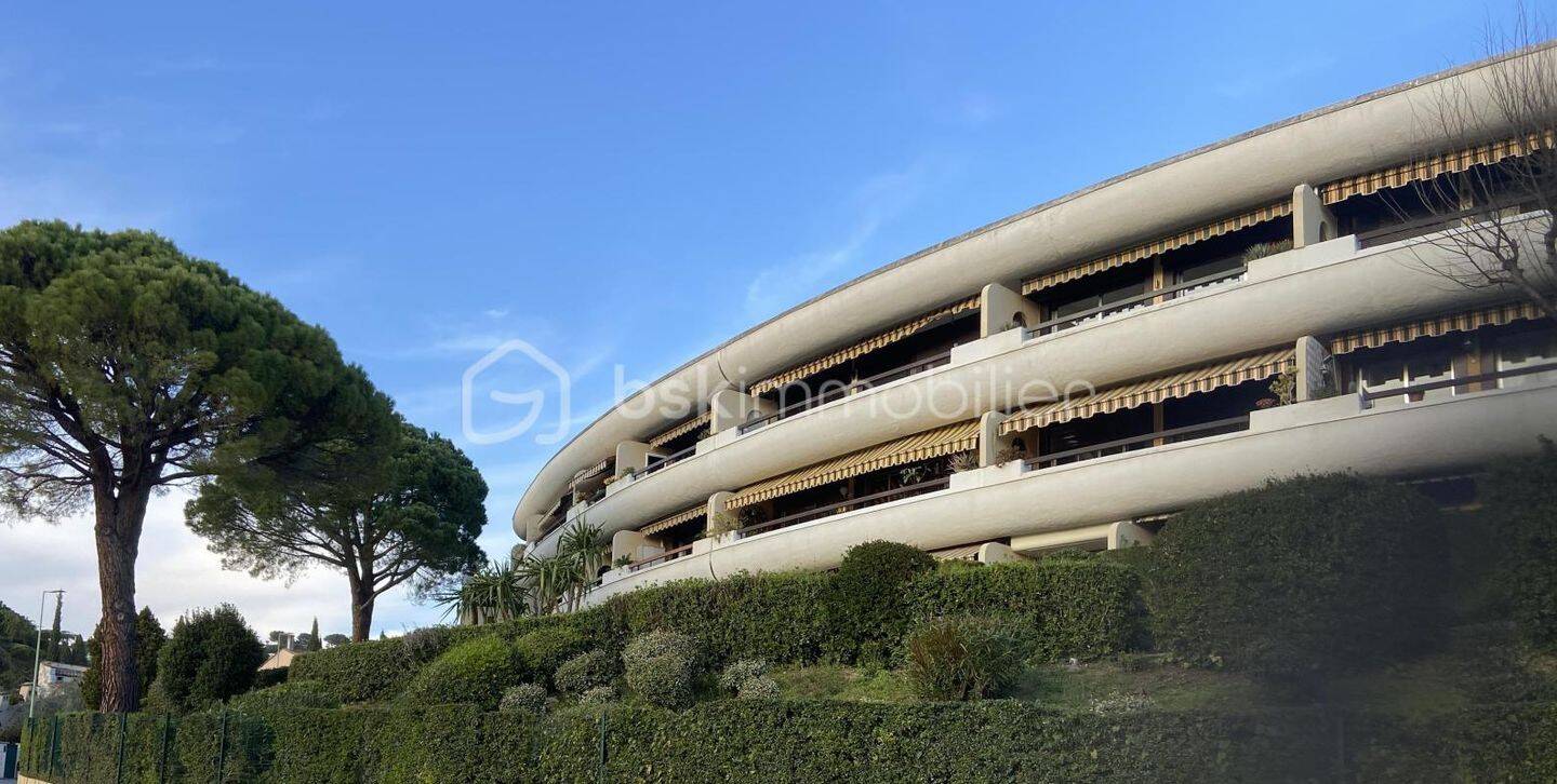 Appartement 2 pièces 65 m² · à Le Cannet · 64,6 m² · 378 000 €