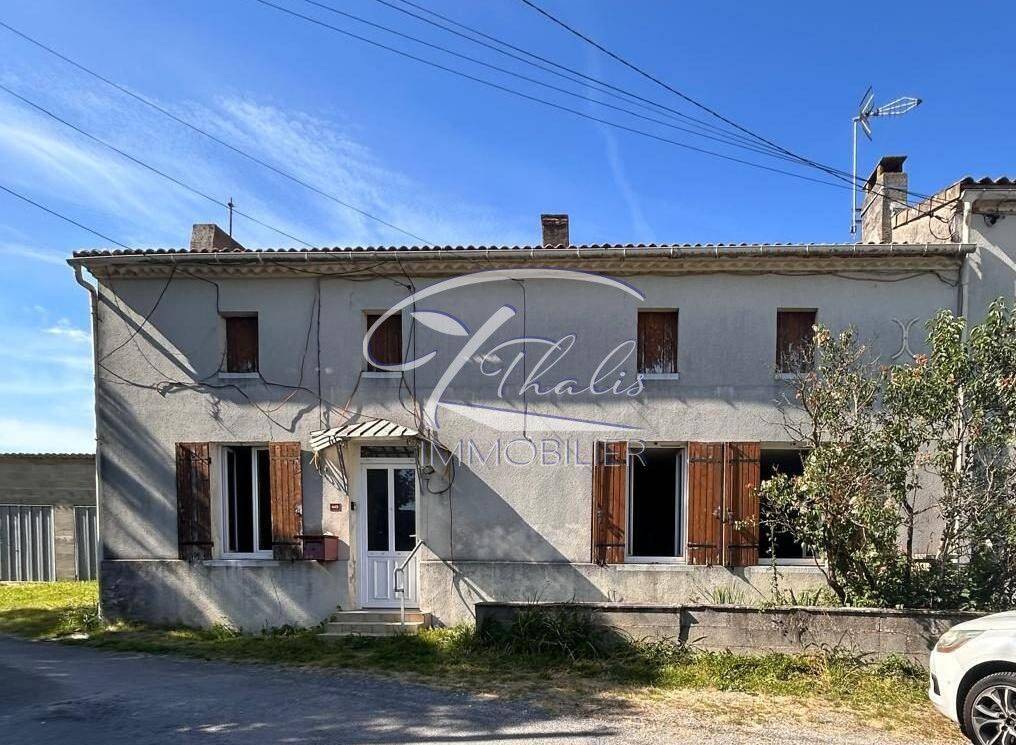 Maison 4 pièces 160 m² · à Val-de-Livenne · 160 m² · 76 500 €