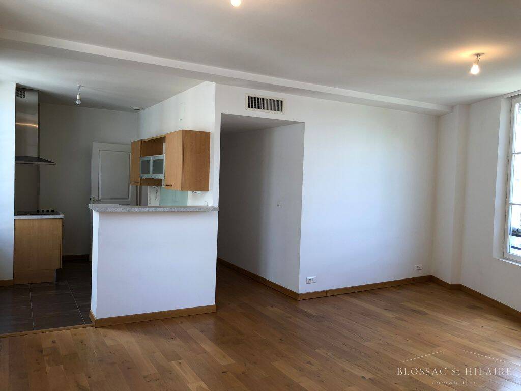Appartement 3 pièces 81 m² · à Poitiers · 81,2 m² · 835 €