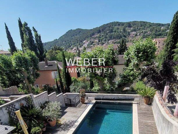 Maison 6 pièces 167 m² · à Le Beausset · 166,6 m² · 650 000 €