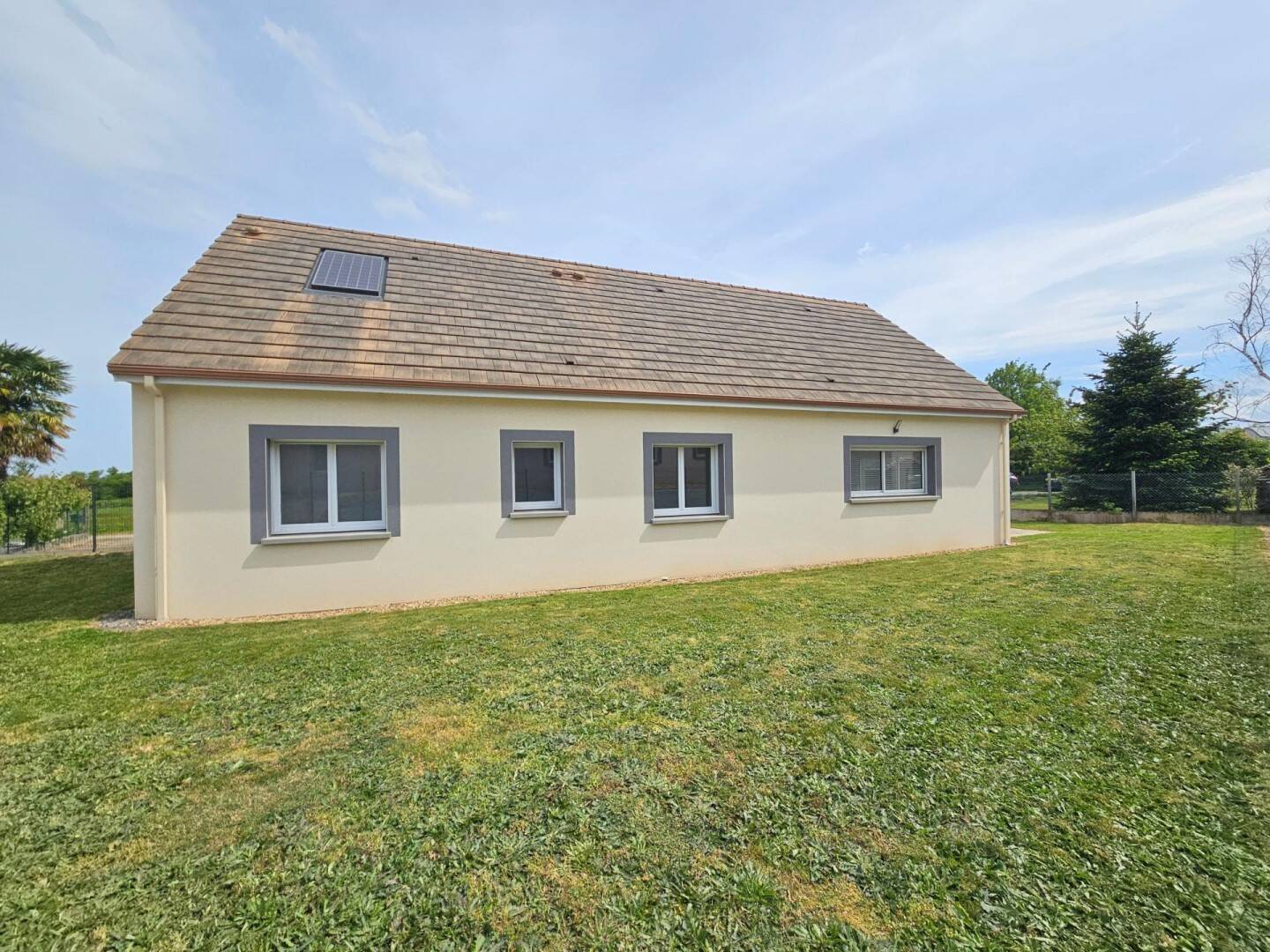 Maison 5 pièces 115 m² · à La Suze-sur-Sarthe · 115 m² · 239 000 €