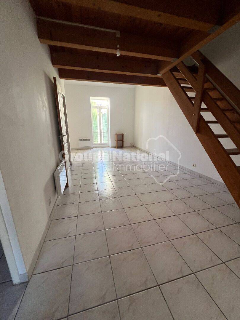 Maison 3 pièces 95 m² · à Saint-Laurent-d'Aigouze · 95,4 m² · 900 €/mois