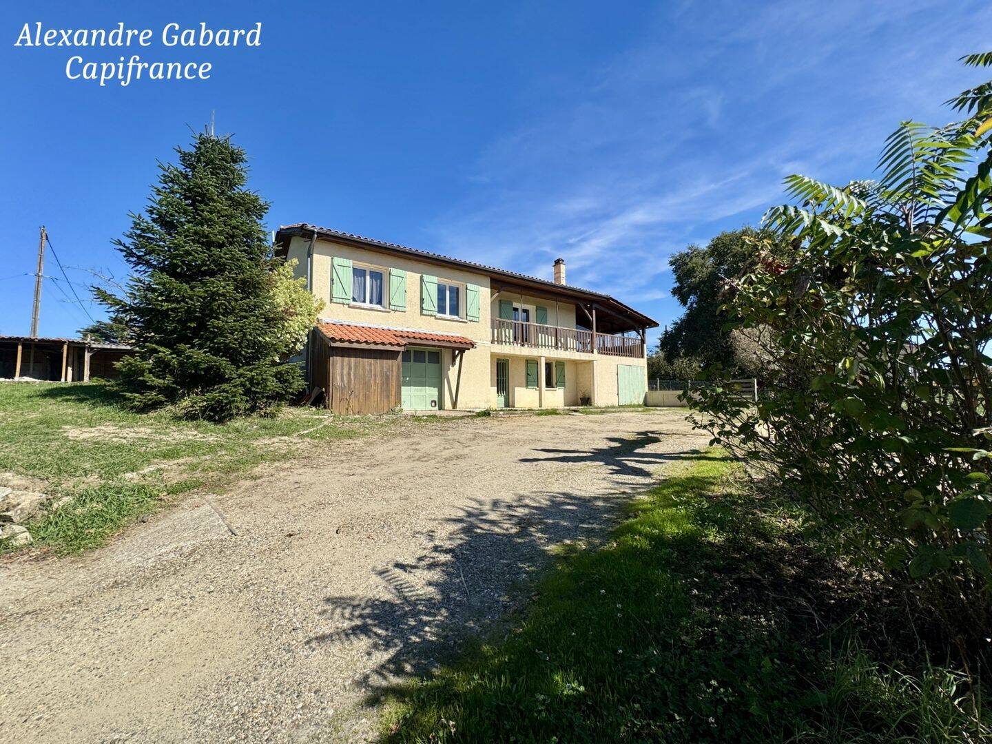 Maison 5 pièces 98 m² · à Saint-Laurent-du-Bois · 98 m² · 220 000 €
