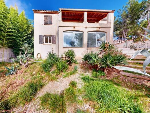 Maison à vendre 860 000 € 5 pièces 4 chambres 223 m² 1 900 m² de terrain La Redonne Ensuès-la-Redonne 13820