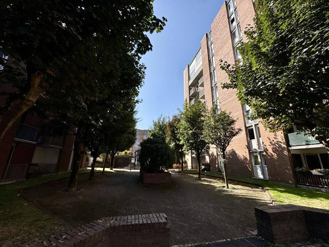 Appartement 2 pièces 56 m² · à La Madeleine · 56 m² · 119 000 €