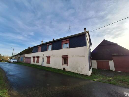 Maison à vendre 64 400 € 11 pièces 7 chambres 195 m² 1 116 m² de terrain Gergny 02260