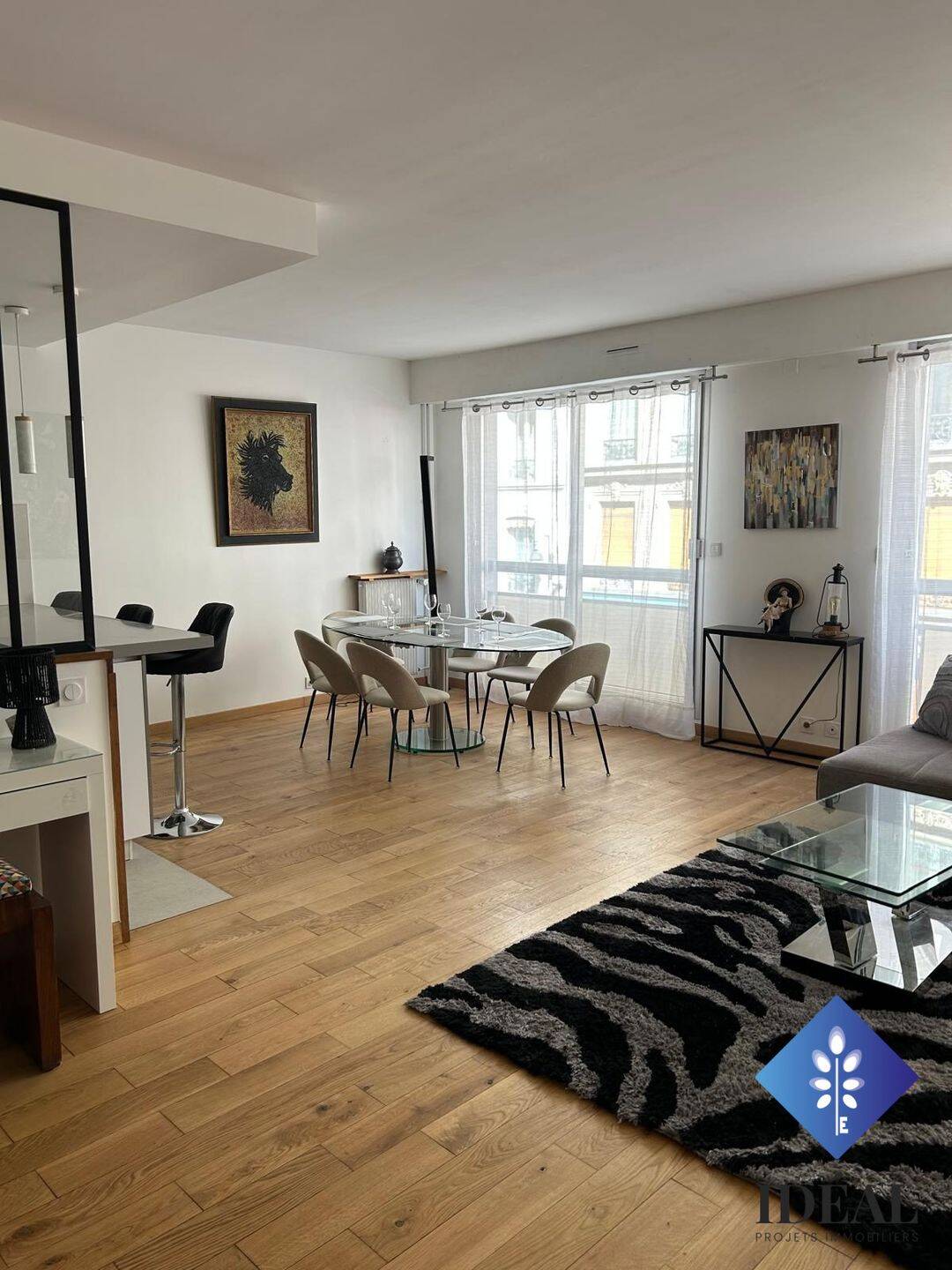 Appartement 4 pièces 94 m² · à Paris 14ème Arrondissement · 94 m² · 3 900 €
