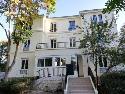 Appartement à louer 1 031 € 2 pièces 1 chambre 49,5 m² RDC/2 Haut Montmorency Est Montmorency 95160