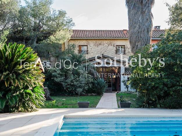 Maison à vendre 642 000 € 6 pièces 3 chambres 184,7 m² 820 m² de terrain Perpignan 66000