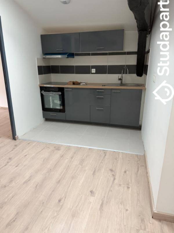 1 pièce 11 m² · à Poitiers · 11 m² · 470 €/mois