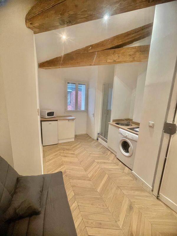 Appartement 1 pièce 12 m² · à Marseille 8ème Arrondissement · 12 m² · 590 €