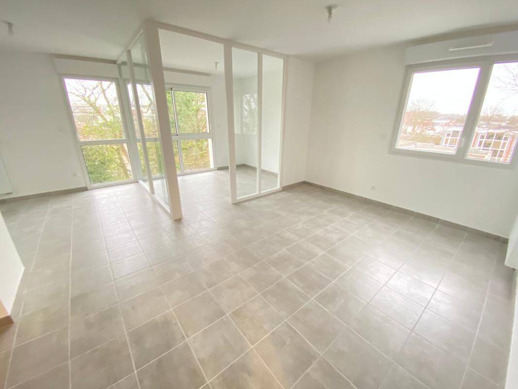Appartement 3 pièces 65 m² · à Orvault · 65 m² · 877 €