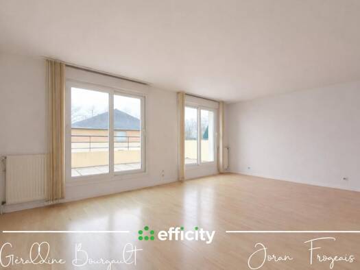 Duplex à vendre 199 999 € 3 pièces 2 chambres 83,8 m² Étage 2/3 Aeroport-Ecarts Saint-Jacques-de-la-Lande 35136