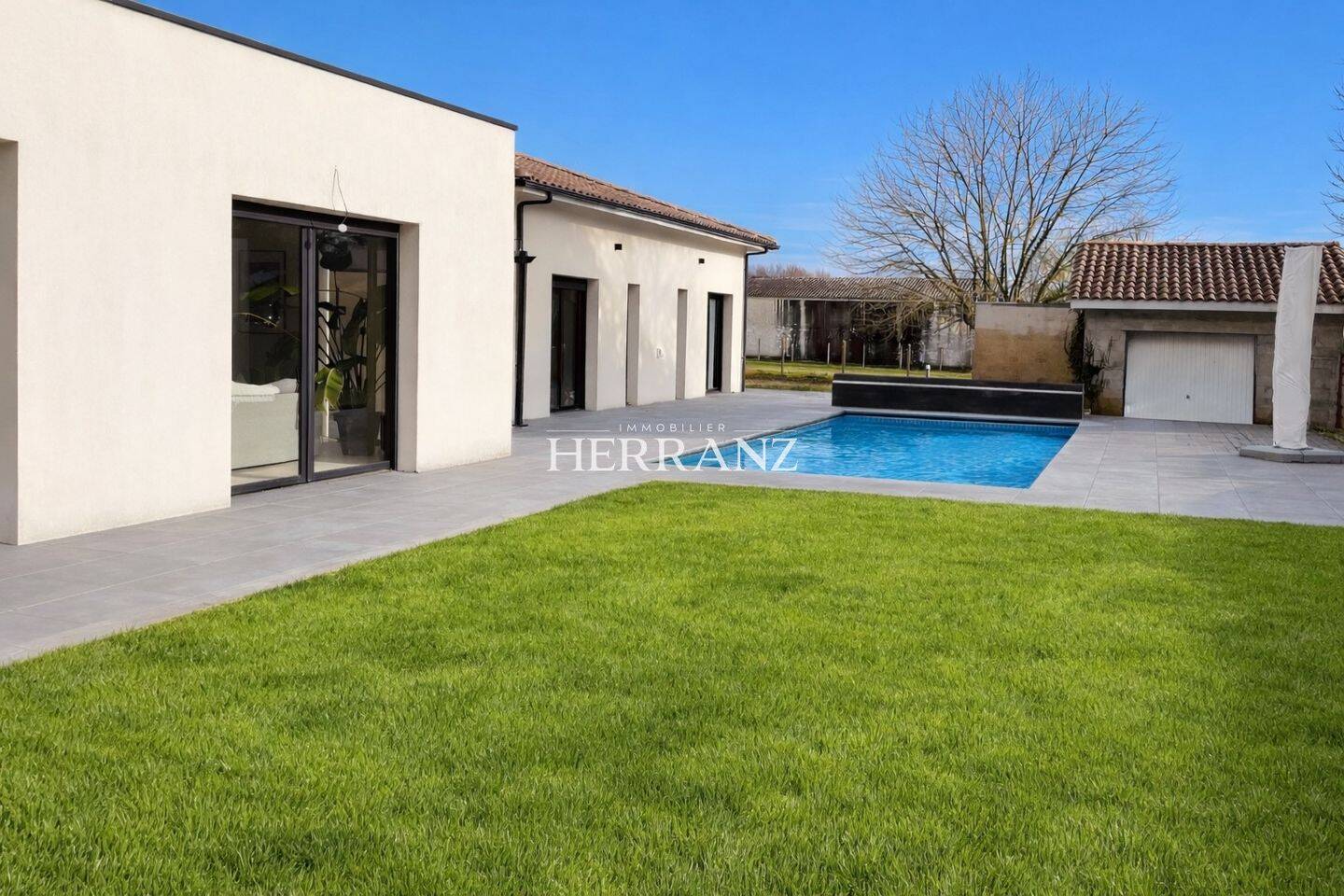 Maison 8 pièces 185 m² · à Gauriaguet · 185 m² · 578 000 €
