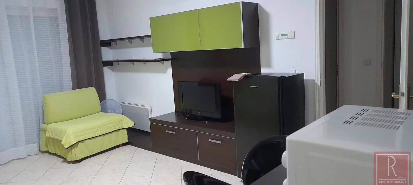 Appartement 2 pièces 39 m² · à Antibes · 39 m² · 900 €