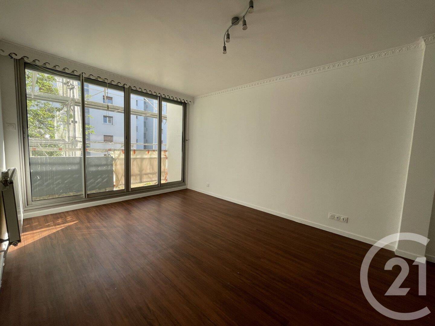 Appartement 3 pièces 50 m² · à Villejuif · 50,4 m² · 1 347 €