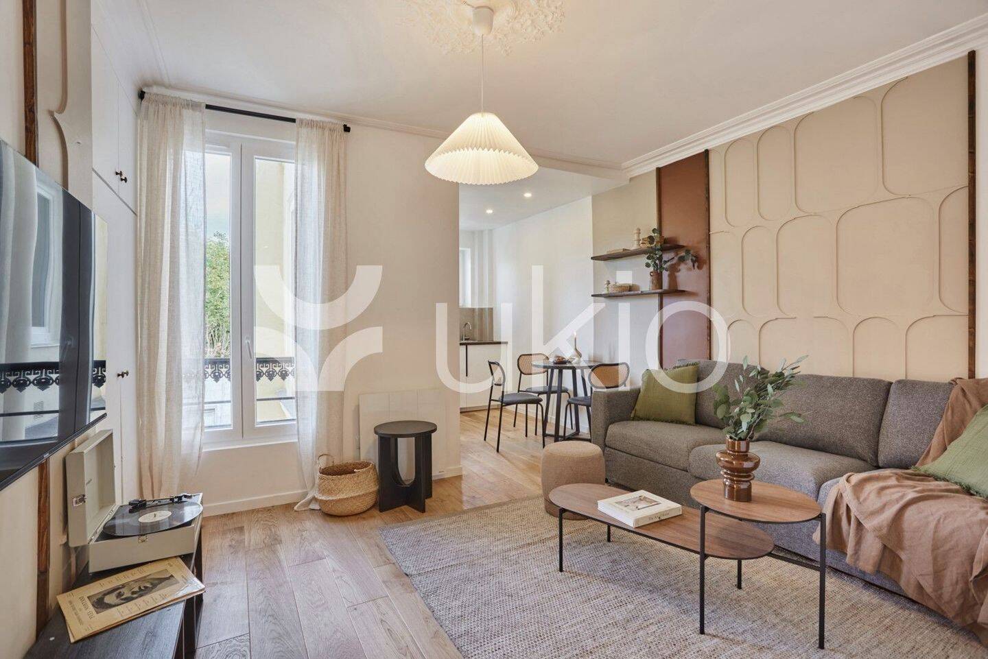 Appartement 3 pièces 57 m² · à Paris 6ème Arrondissement · 57 m² · 6 298 €