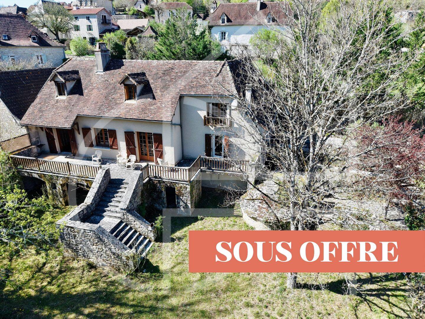 Maison 8 pièces 181 m² · à Sauliac-sur-Célé · 181 m² · 299 000 €