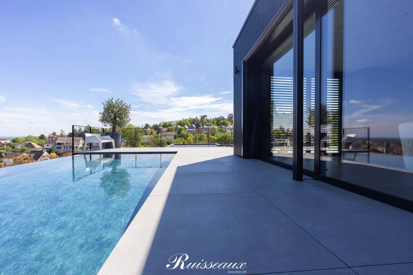 Maison 6 pièces 233 m² · à Dijon · 233 m² · 1 750 000 €