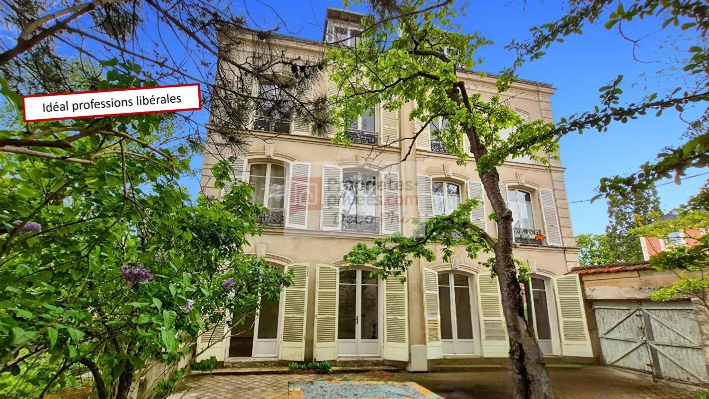 Appartement 5 pièces 110 m² · à Versailles · 110 m² · 1 010 000 €
