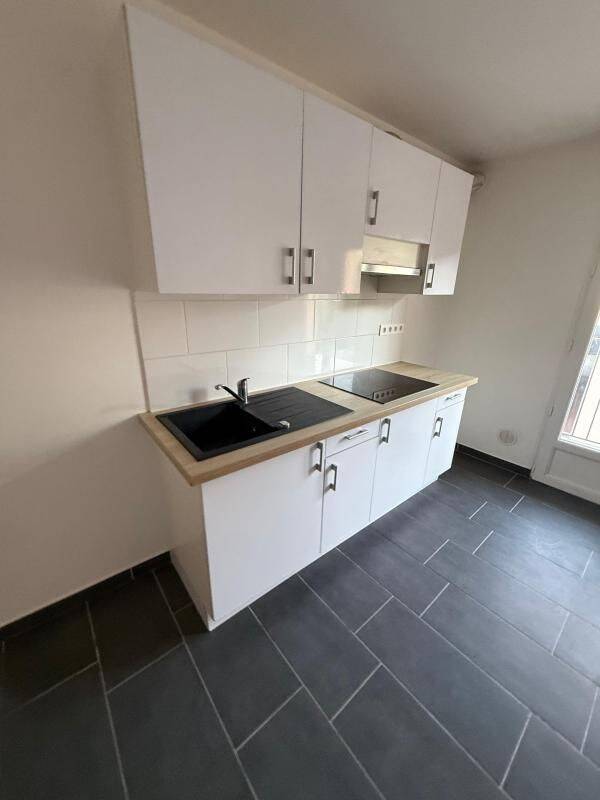Appartement 2 pièces 28 m² · à Fontenay-sous-Bois · 28,2 m² · 865 €/mois