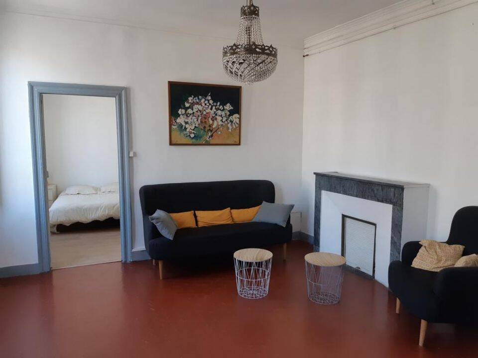 Appartement 3 pièces 76 m² · à Nîmes · 76 m² · 830 €