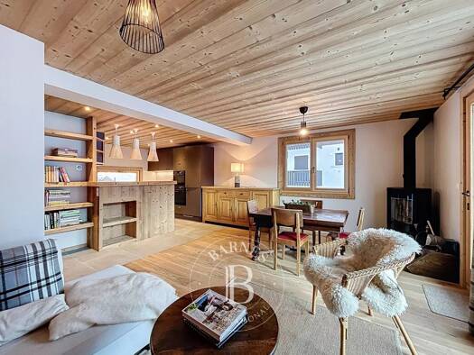 Appartement à vendre 745 000 € 4 pièces 3 chambres 91,7 m² RDC Les Gets 74260