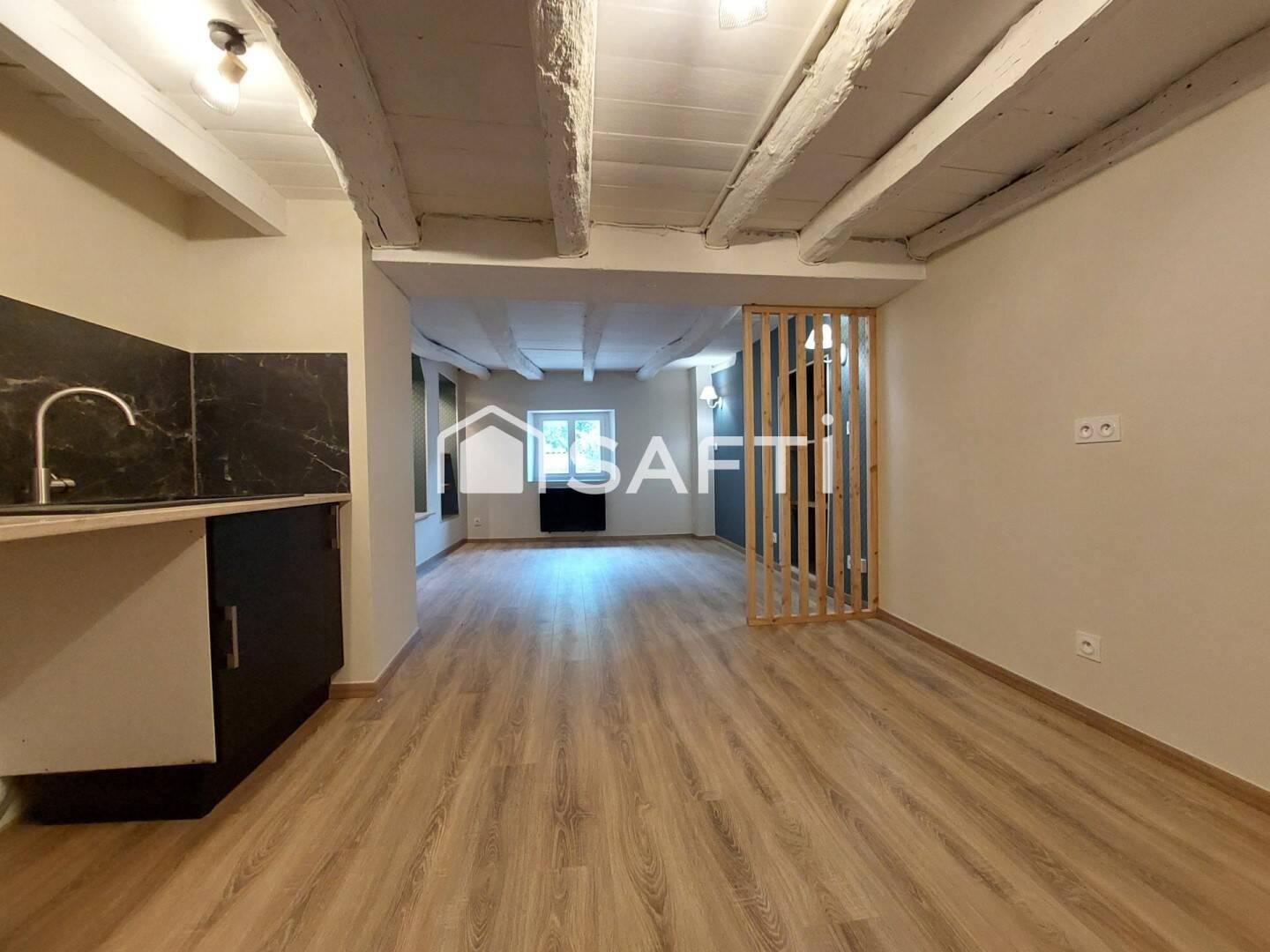 Maison 3 pièces 90 m² · à Burlats · 90 m² · 98 000 €