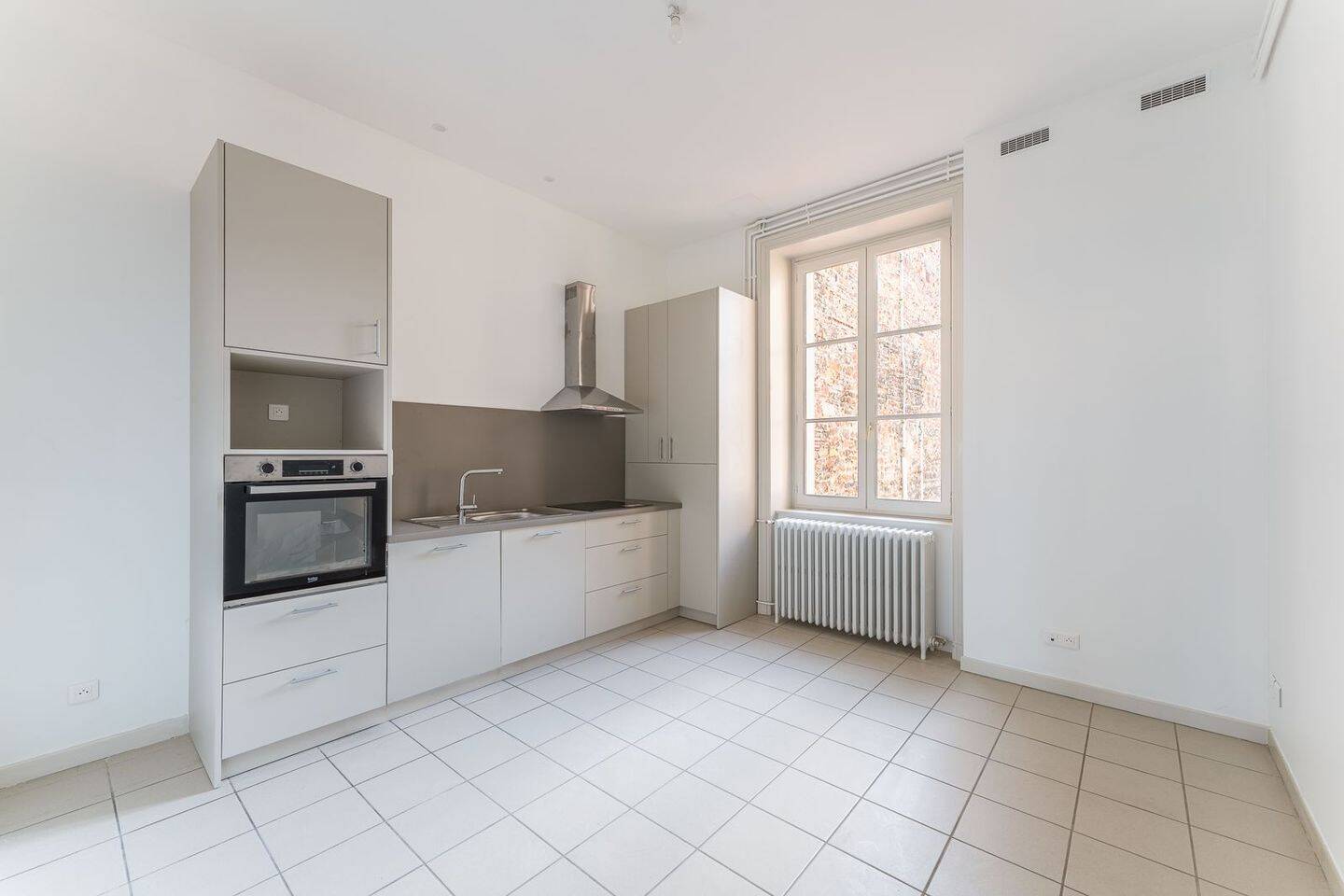 Appartement 3 pièces 95 m² · à Roanne · 95,2 m² · 965 €