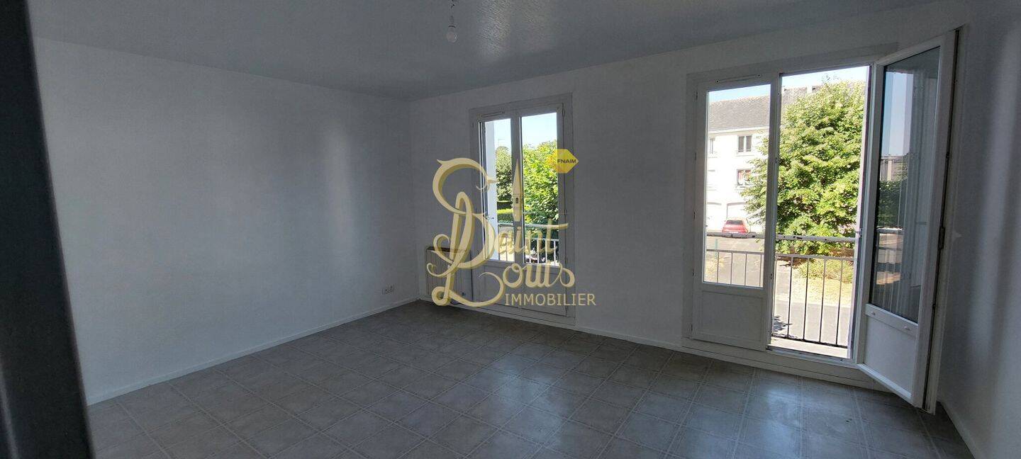 Appartement 3 pièces 62 m² · à Richelieu · 62 m² · 541 €/mois