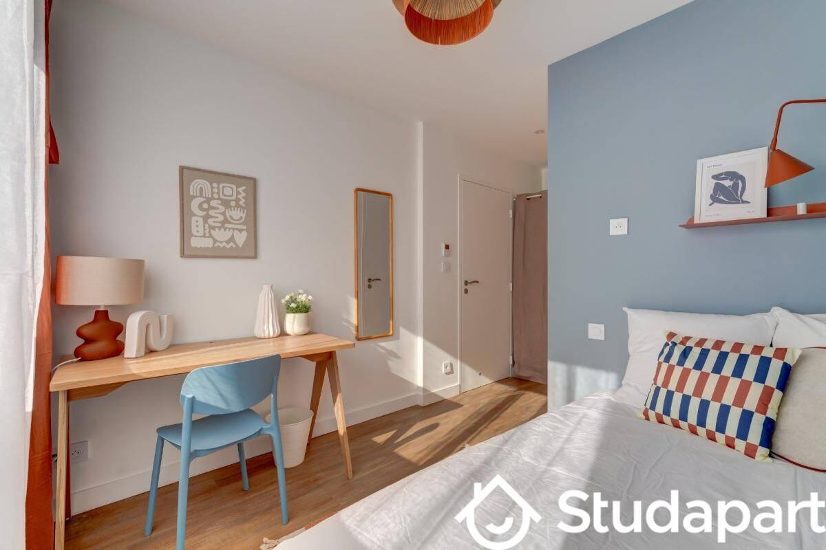 1 pièce 13 m² · à Lyon 3ème Arrondissement · 13 m² · 700 €/mois