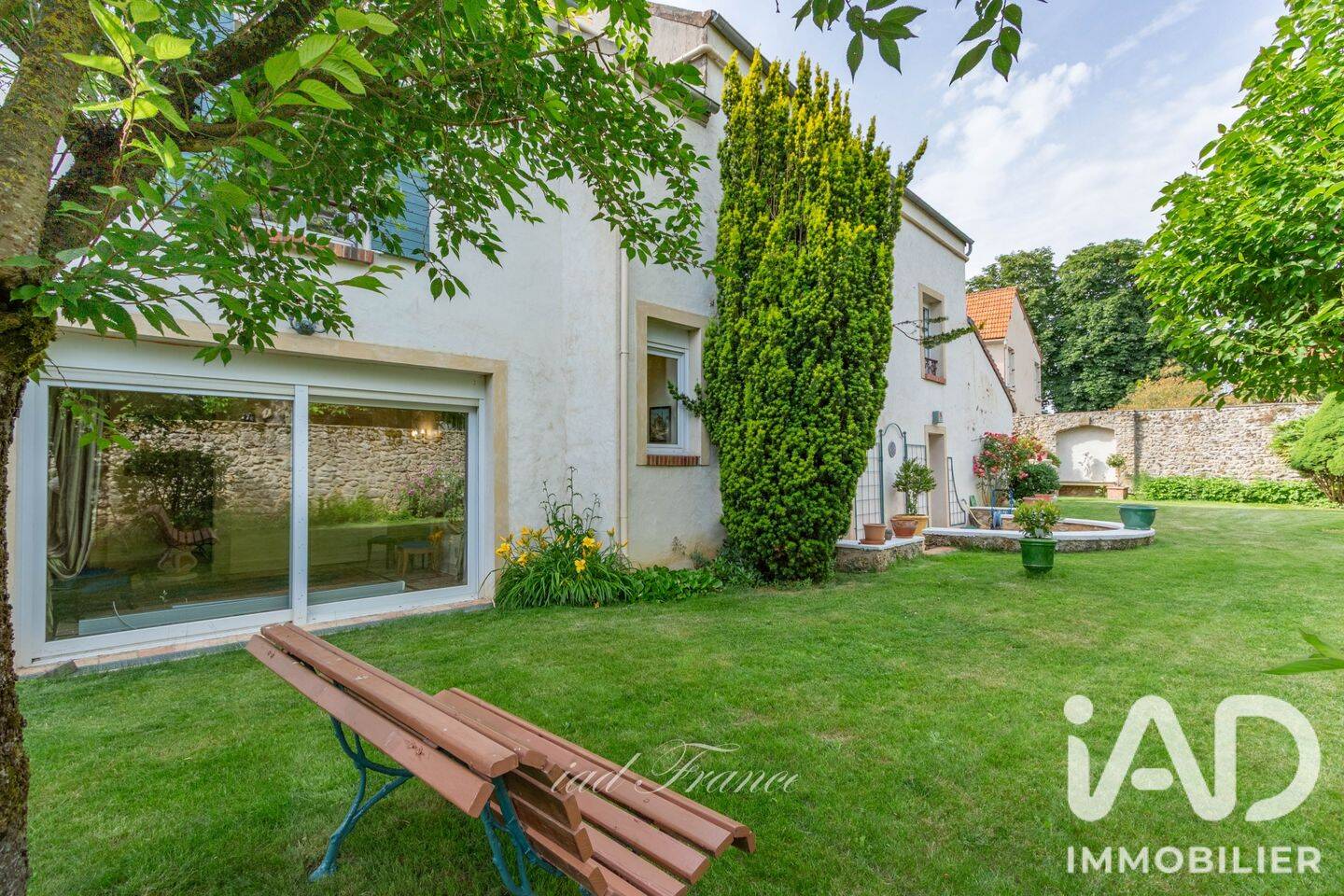 Maison 7 pièces 200 m² · à Orgeval · 200 m² · 599 000 €