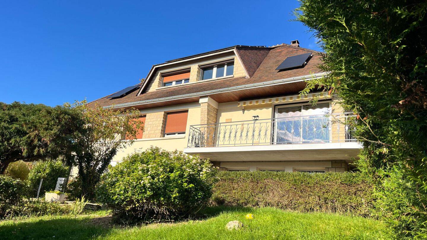 Maison 8 pièces 160 m² · à Auxerre · 160 m² · 327 000 €