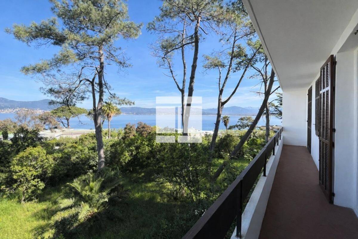 Maison 7 pièces 165 m² · à Grosseto-Prugna · 165 m² · 2 438 000 €
