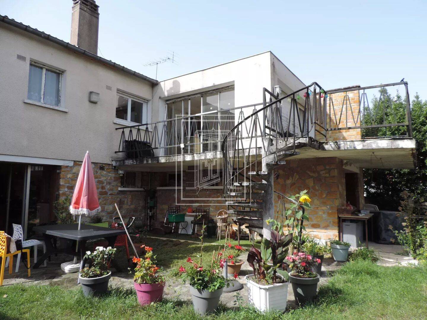Maison 1 pièce 200 m² · à Romorantin-Lanthenay · 200 m² · 149 800 €