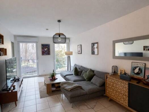 Appartement à vendre 189 000 € 2 pièces 1 chambre 45 m² Étage 2/4 République Nantes 44000