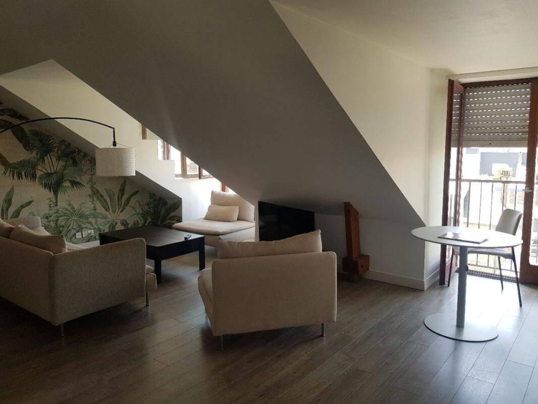 Appartement À Louer T3 meublé / Quartier THABOR — 5