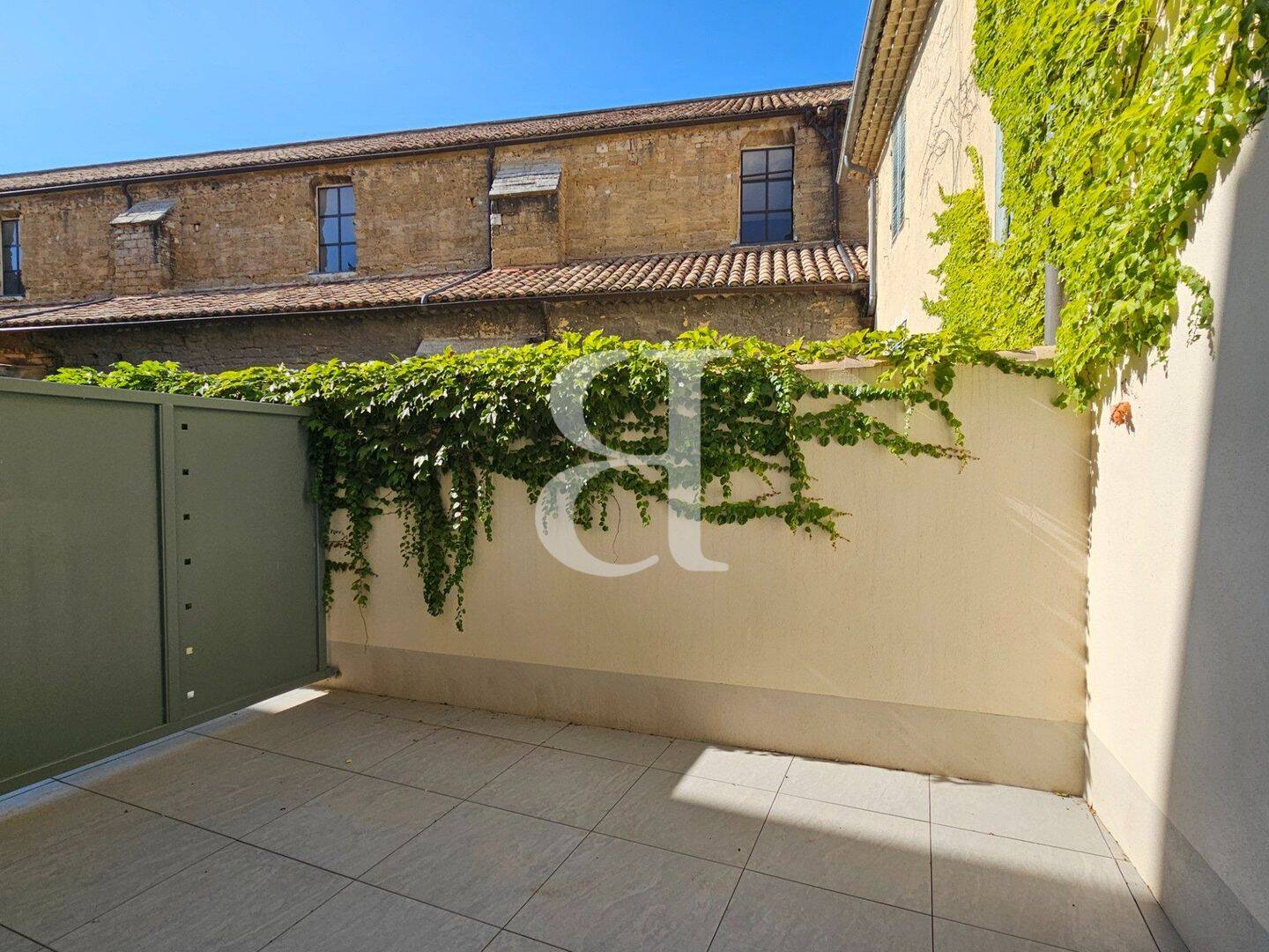 Appartement 1 pièce 36 m² · à Orange · 35,6 m² · 139 000 €