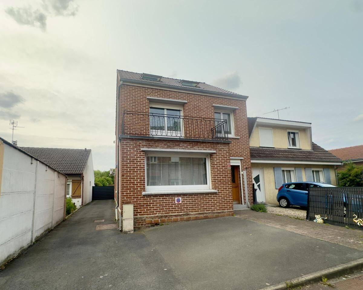 Maison 7 pièces 137 m² · à Douai · 137,3 m² · 232 400 €