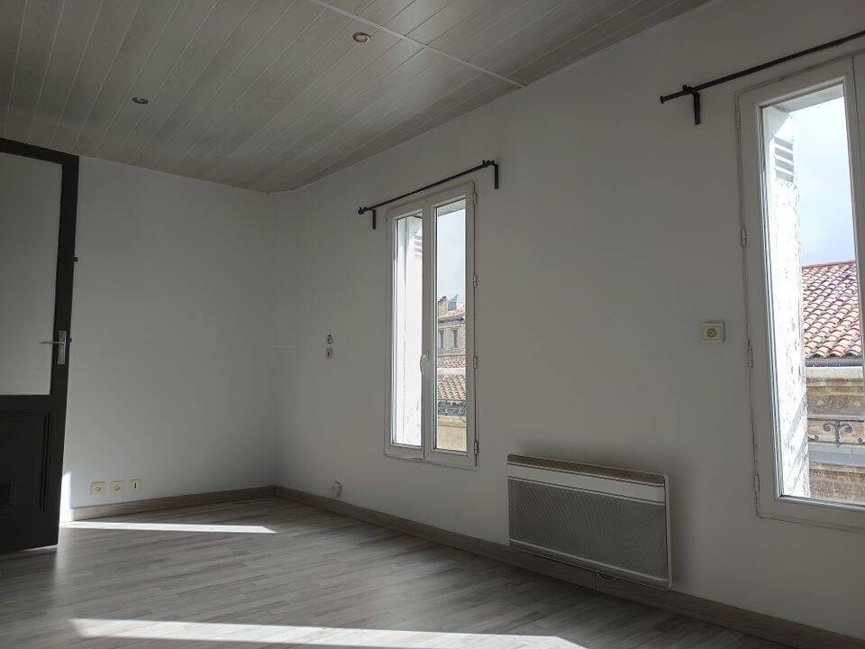 Appartement 2 pièces 42 m² · à Bordeaux · 42 m² · 830 €