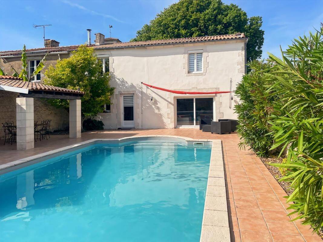 Maison 5 pièces 155 m² · à Villedoux · 155 m² · 598 000 €