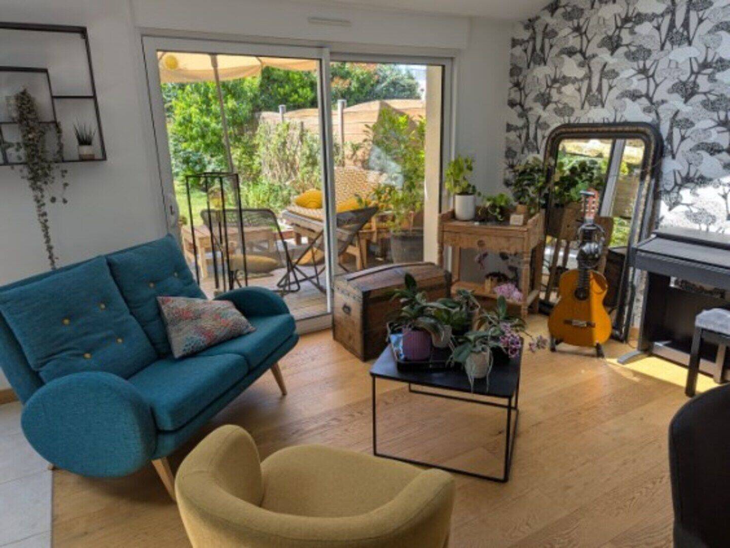Maison 5 pièces 167 m² · à Nantes · 167,4 m² · 1 900 €