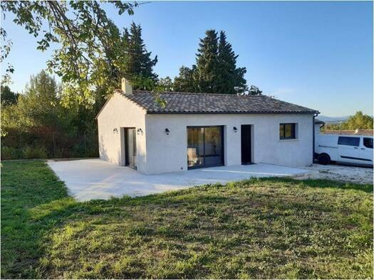 Maison de plain-pied à louer 958 € 3 pièces 2 chambres 82,6 m² 750 m² de terrain Lédignan 30350