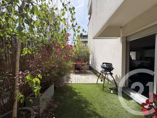 Appartement à vendre 635 000 € 3 pièces 2 chambres 69,1 m² Étage 5/8 Pont de Flandre Paris 19ème arrondissement 75019