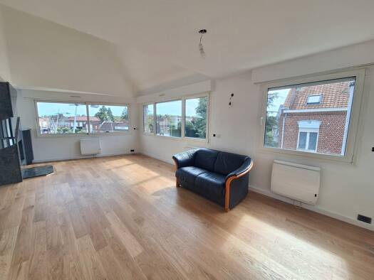Duplex à vendre 283 000 € 5 pièces 3 chambres 107 m² Ronchin 59790
