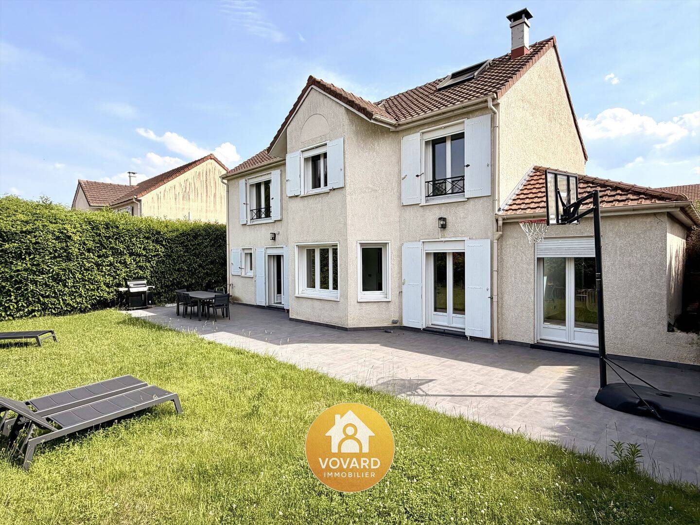 Maison 8 pièces 175 m² · à Saint-Brice-sous-Forêt · 175 m² · 3 800 €/mois