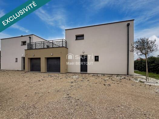 Maison à vendre 319 000 € 4 pièces 3 chambres 96 m² 450 m² de terrain Saint-Genix-sur-Guiers 73240